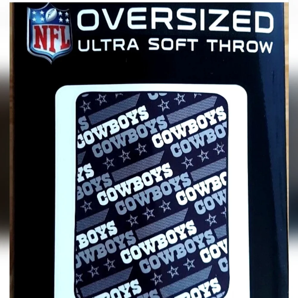 Dallas Cowboys Throw 70 x 50 Ultra Soft Blanket New NFL Pegasus Decorative Edge